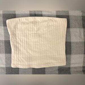 American Eagle Cream Crop Top